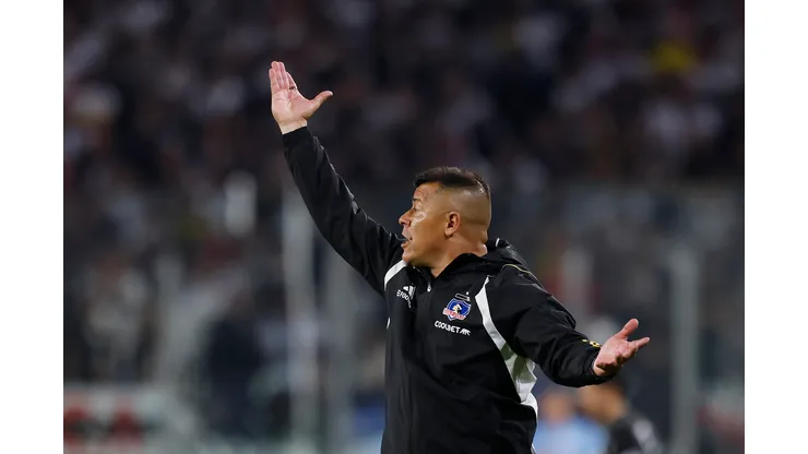 Jorge Almirón fue expulsado en la victoria de Colo Colo ante la UC.