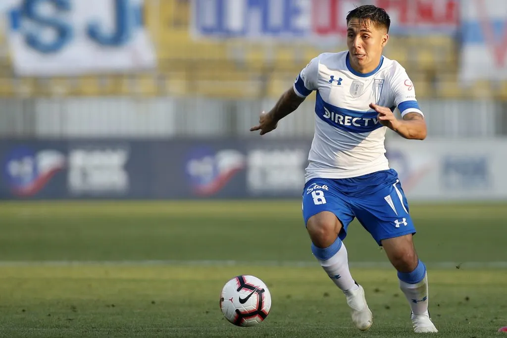 Jaime Carreño jugó en la UC entre 2015 y 2019, donde sumó seis títulos. (Foto: Raúl Zamora/Photosport)