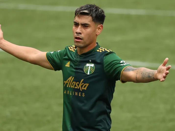 Brillan en el exterior, acumulan más de 20 goles y nunca han sido nominados por Ricardo Gareca