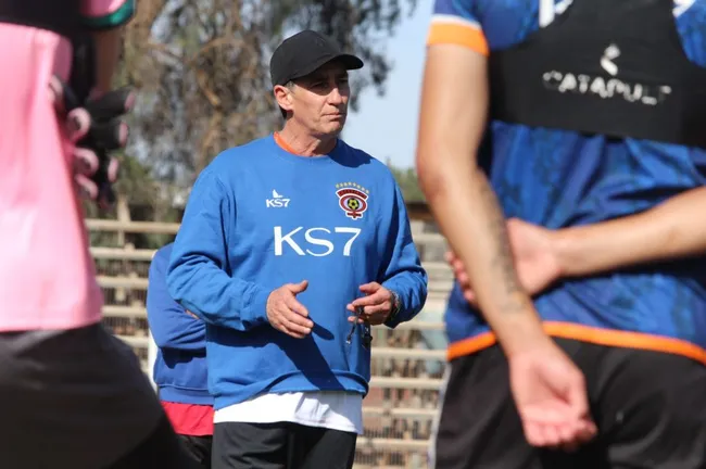 César Bravo debutará en la banca de Cobreloa.