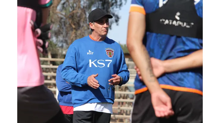 César Bravo debutará en la banca de Cobreloa.