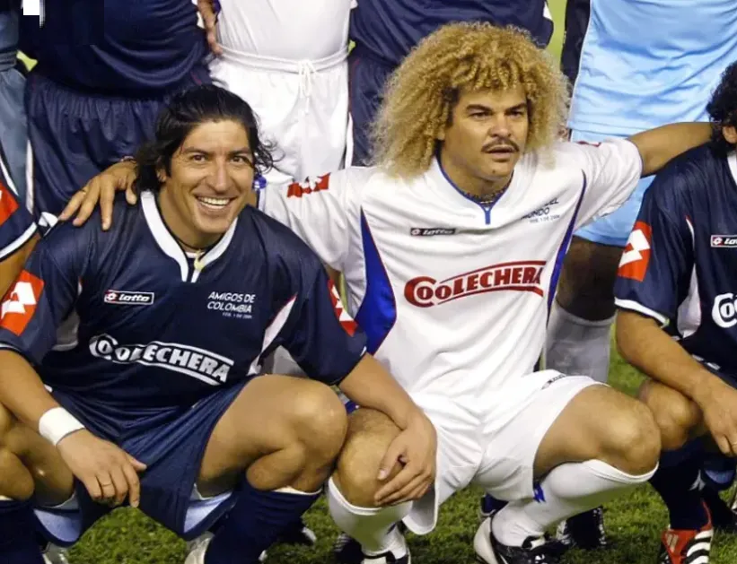 Zamorano junto a Valderrama en medio de un duelo de estrellas | FOTO: Archivo