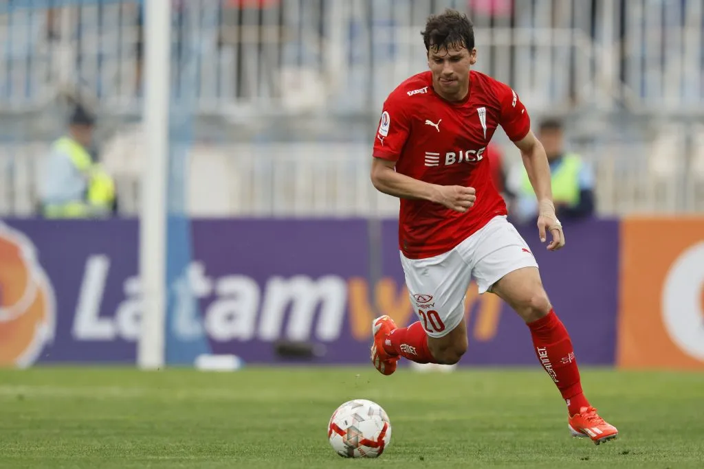 Tapia podría estar viviendo sus últimos días en la UC | FOTO: Andres Pina/Photosport