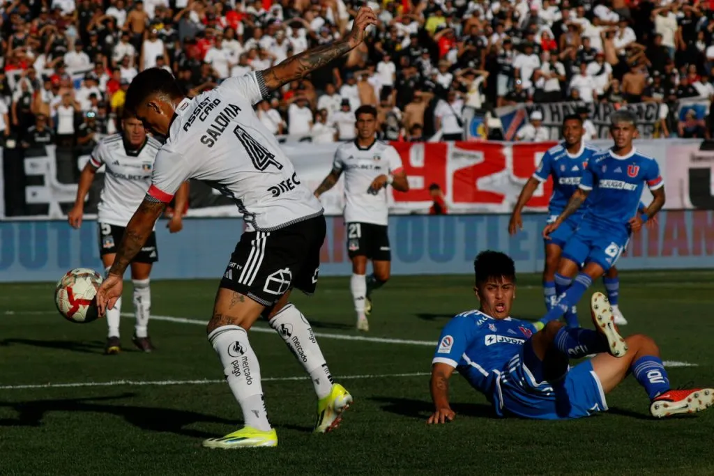 Con autogol de Saldivia, la U rompió racha en el Estadio Monumental. | Foto: Photosport