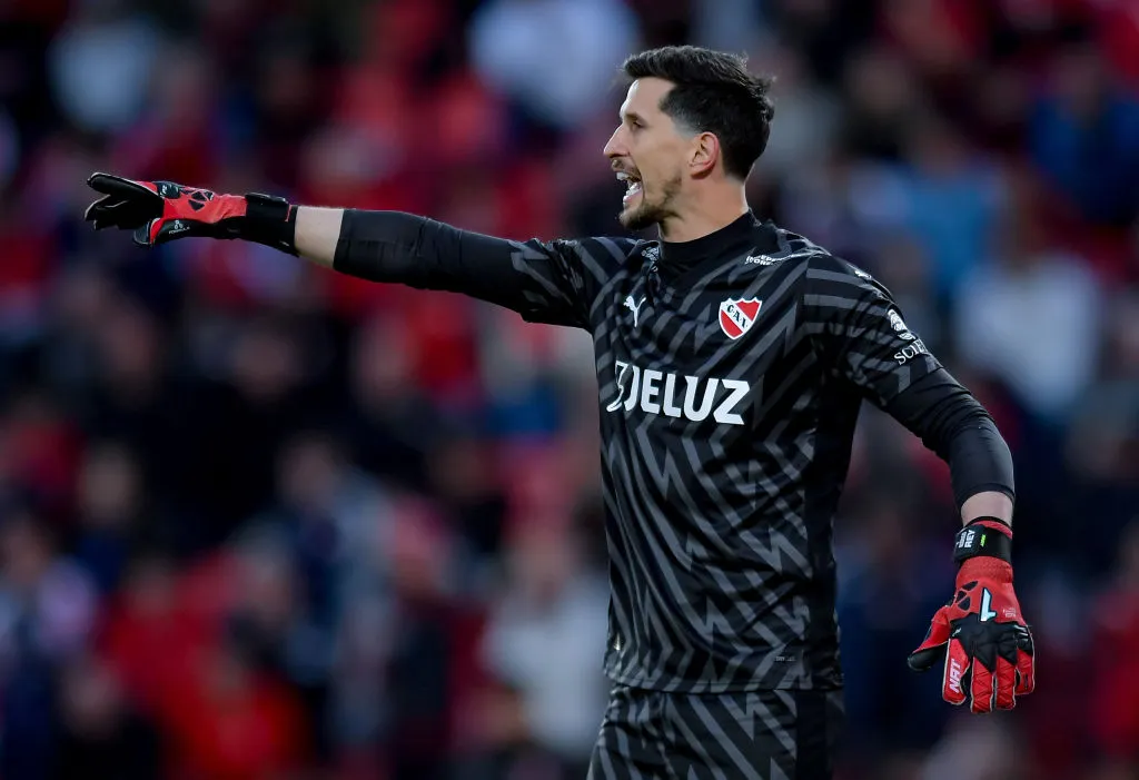 Rodrigo Rey es titular en Independiente. | Foto: Getty Images