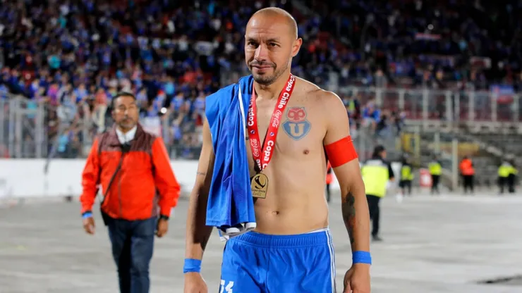 Brutal estadística de Marcelo Díaz y que supera a Arturo Vidal en el torneo