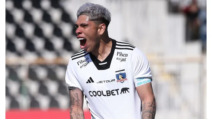 Los hinchas de Colo Colo están expectantes por saber sobre el futuro de La Joya.
