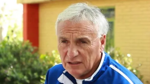 Neira se aburre de Tiago Nunes.