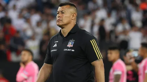 Almirón y Colo Colo siguen buscando nombres para reforzar al plantel albo