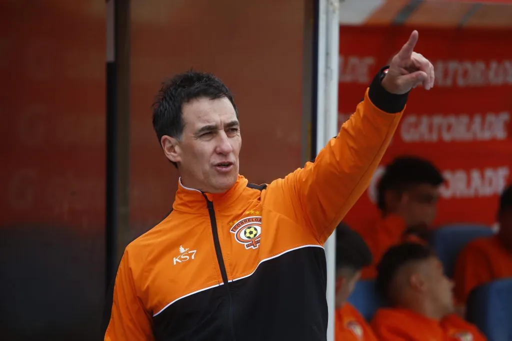 César Bravo seguirá al mando de Cobreloa