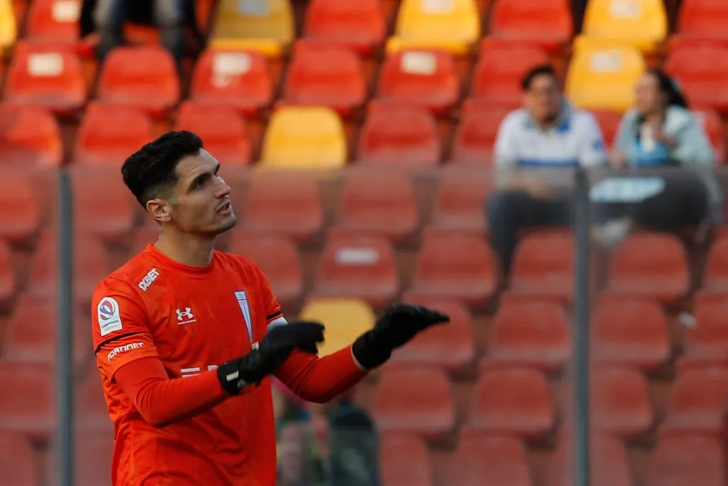 Según Arcos, Dituro es el principal candidato en Colo Colo. | Foto: Photosport