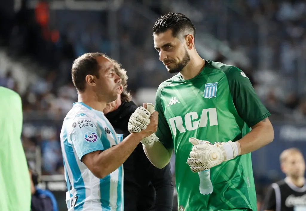 Díaz con Arias vistiendo la camiseta de Racing | Foto: Photosport