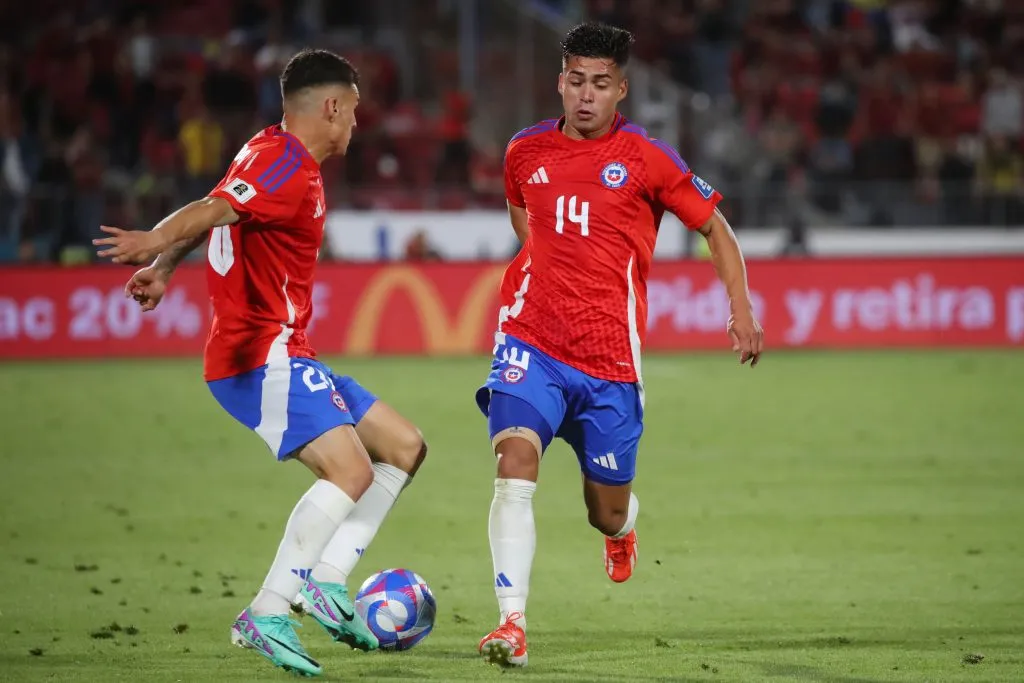 Cepeda y Hormazábal formaron una gran dupla por la banda derecha | FOTO: Jonnathan Oyarzun/Photospor