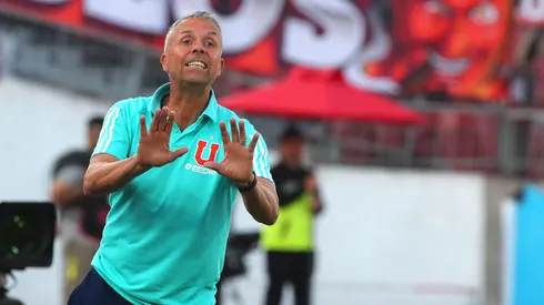 Carlos Heller reconoce el trabajo de Gustavo Álvarez.