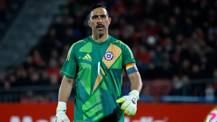 Claudio Borghi apuesta por Claudio Bravo (Foto: Photosport)
