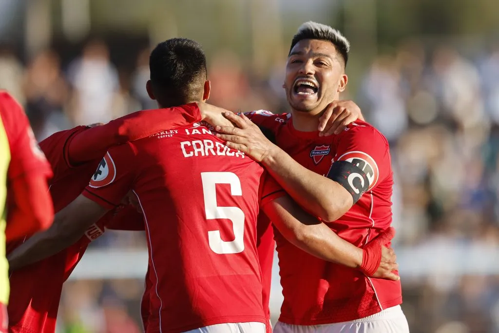 Lorenzo Reyes quiere quedarse con la Copa Chile de la mano de Ñublense. Ya fue campeón en los azules.