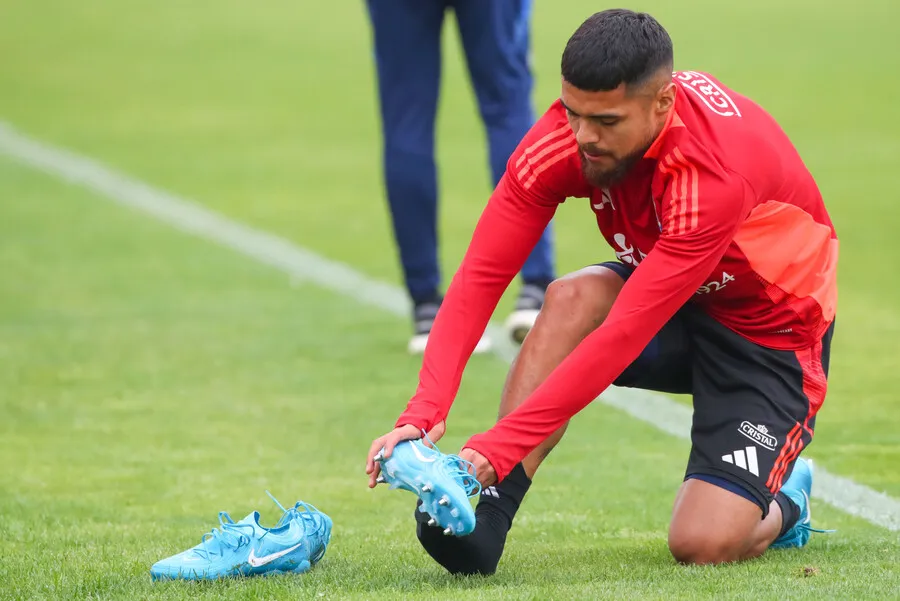 Paulo Díaz, el más bajo de La Roja (Photosport)