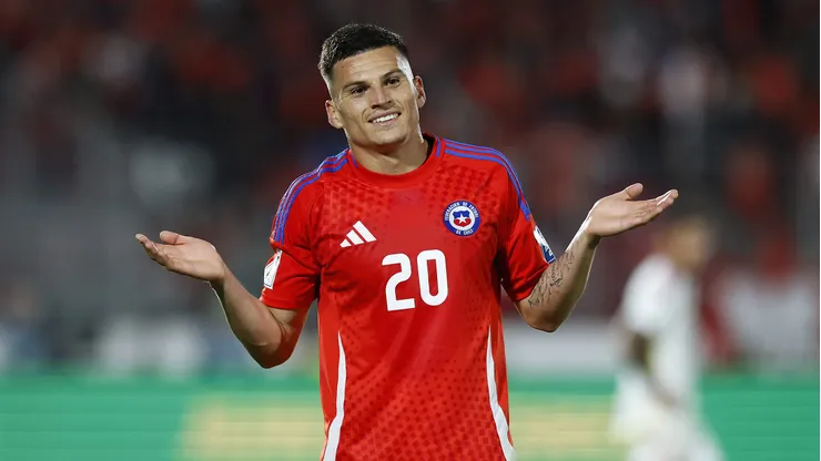Rodrigo Herrera se rindió ante Lucas Cepeda. El zurdo anotó dos golazos para la Selección Chilena.