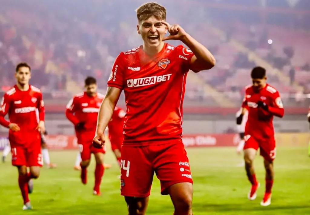 Felipe Yáñez puede proclamarse campeón de Copa Chile con Ñublense. (Foto: Instagram)