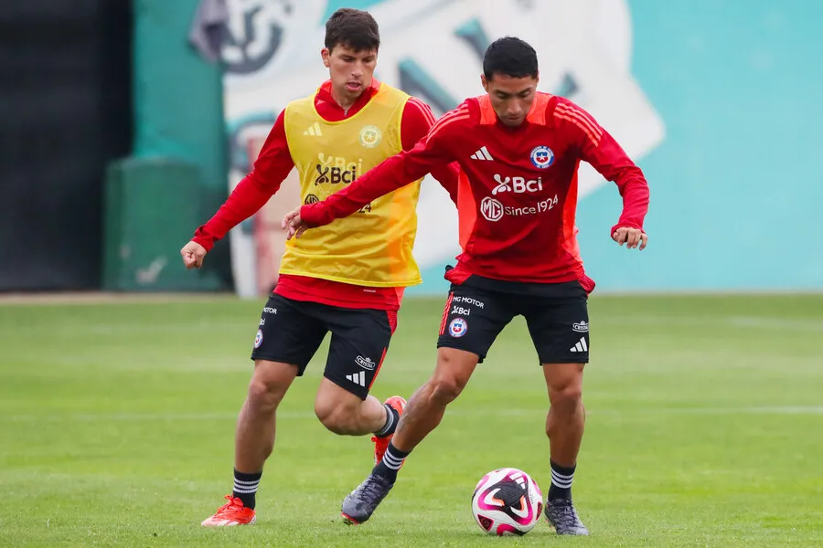 Contreras quiere a Luciano Cabral en Colo Colo. | Foto: Photosport