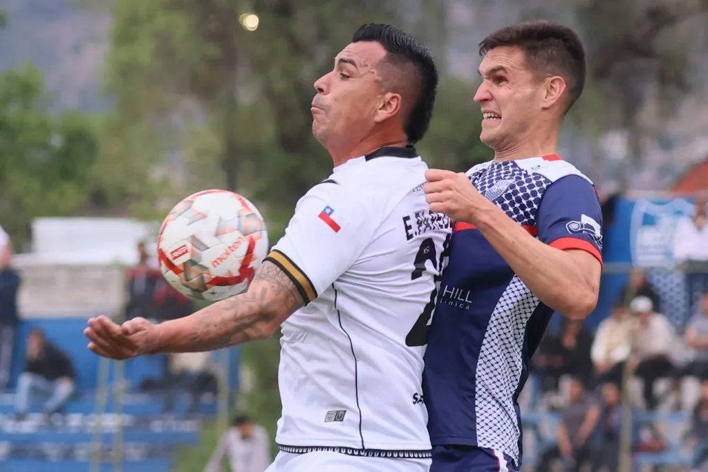Esteban Paredes en el partido de Santiago Morning y Deportes Recoleta. (Foto: Photosport)