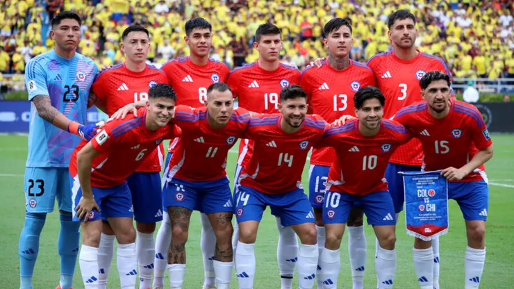 Chile y su probable onceno para enfrentar a Perú