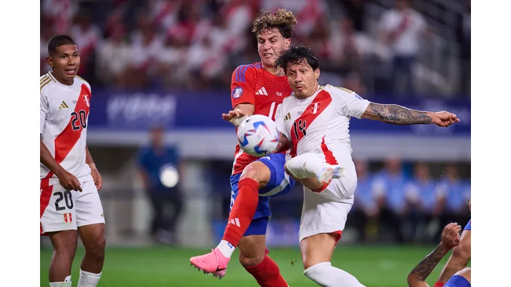 Gianluca Lapadula le mandó un picante mensaje a Arturo Vidal