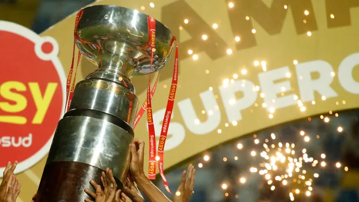 La Supercopa de Chile definirá al primer monarca de la temporada 2025 en el fútbol chileno. (Foto: Photosport)