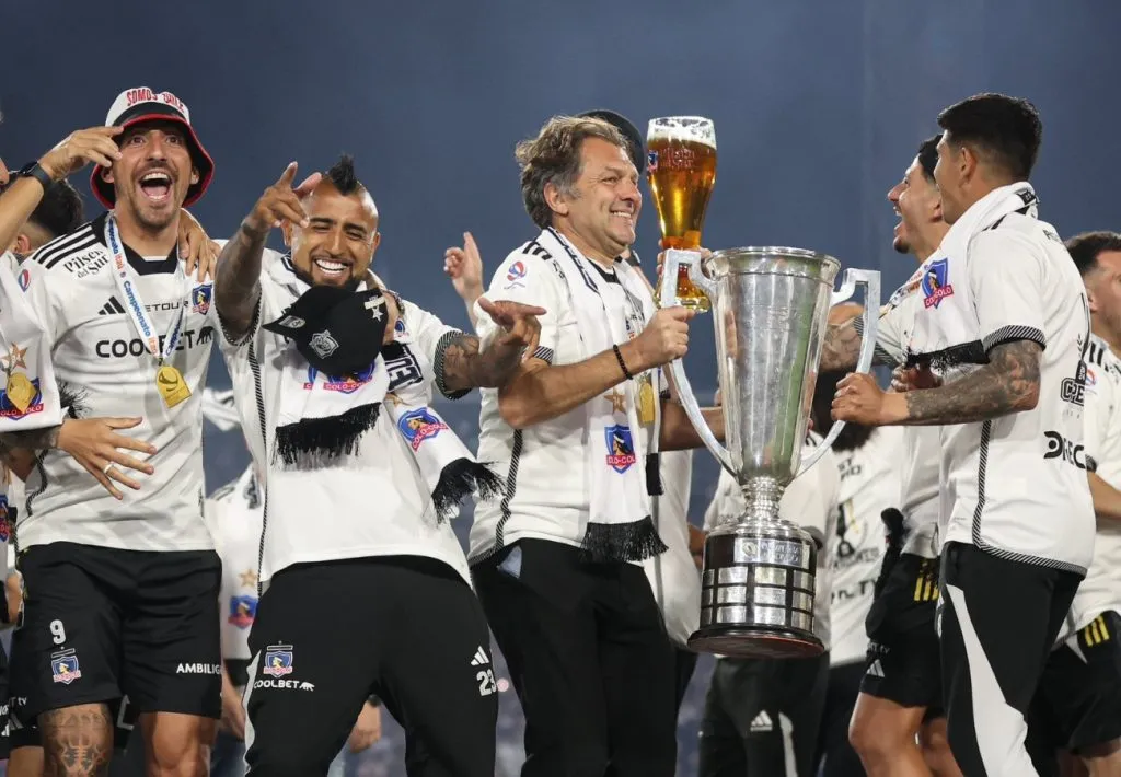 Aníbal Mosa sigue sacando pecho por la obtención del título en cancha. (Foto: @ColoColo)