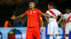 Arturo Vidal saca ronchas en la selección peruana.