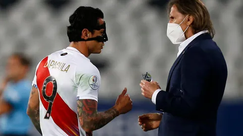 Destruyen a Ricardo Gareca en Perú.