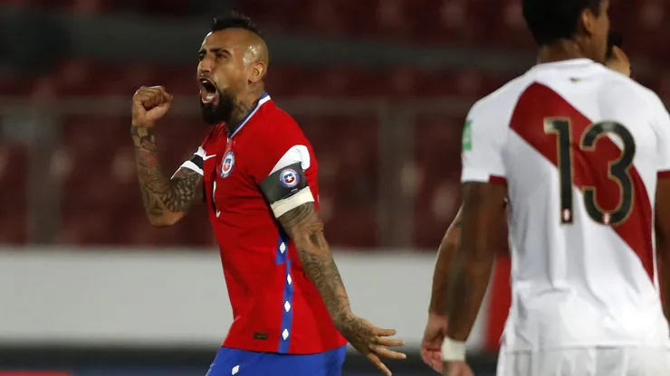 Arturo Vidal acumula cuatro goles ante Perú por Eliminatorias.