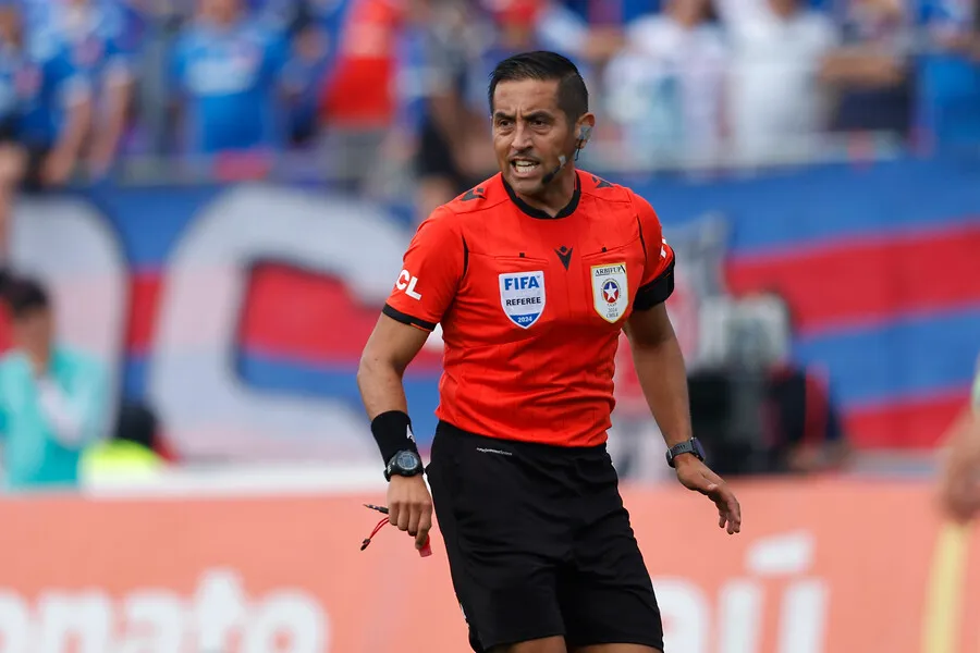 En la U están furia con Gilabert. | Foto: Photosport