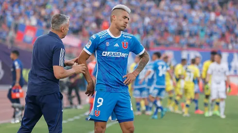 Universidad de Chile sufrió el gol anulado a Leandro Fernández.