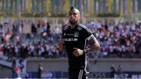 En Colo Colo apuestan por la renovación de Arturo Vidal.