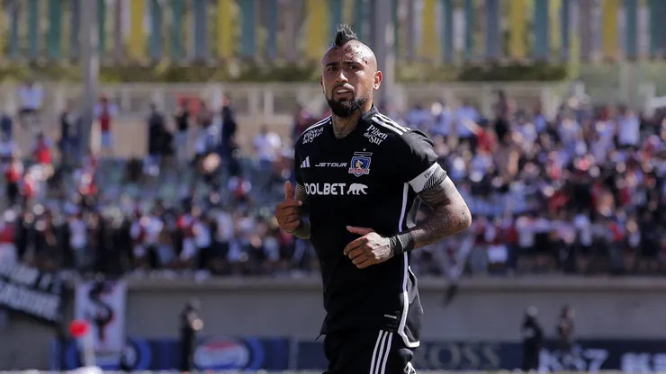 En Colo Colo apuestan por la renovación de Arturo Vidal.