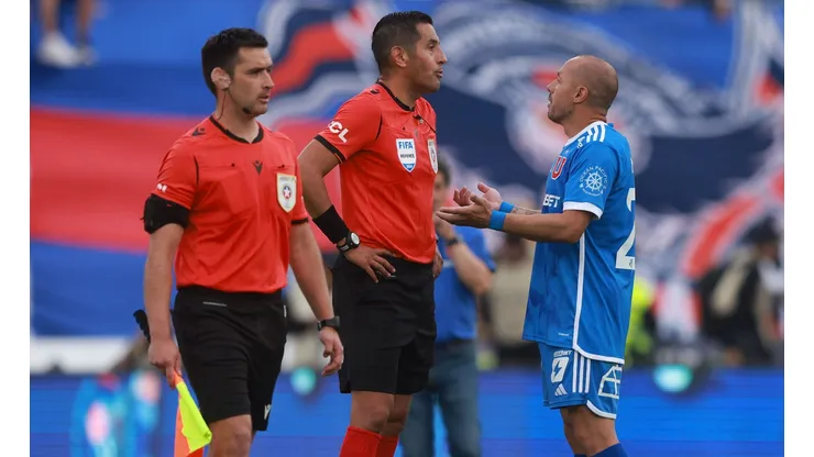 La U intentó por todas partes hacer un gol que llevara todo a un partido de definición con Colo Colo.