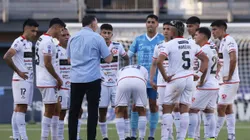 Futbol, Audax Italiano vs Deportes Copiapo Fecha 29, campeonato Nacional 2024. El entrenador de Deportes Copiapo Hernan Caputto, dirige durante el partido de primera division contra Audax Italiano en el estadio Bicentenario de La Florida. Santiago, Chile. 02/11/2024 Felipe Zanca/Photosport Football, Audax Italiano vs Deportes Copiapo. 29th round, 2024 National Championship. Deportes Copiapo's head coach Hernan Caputto gestures during the first division match against Audax Italiano at the Bicentenario La Florida stadium. Santiago, Chile 02/11/2024 Felipe Zanca/Photosport