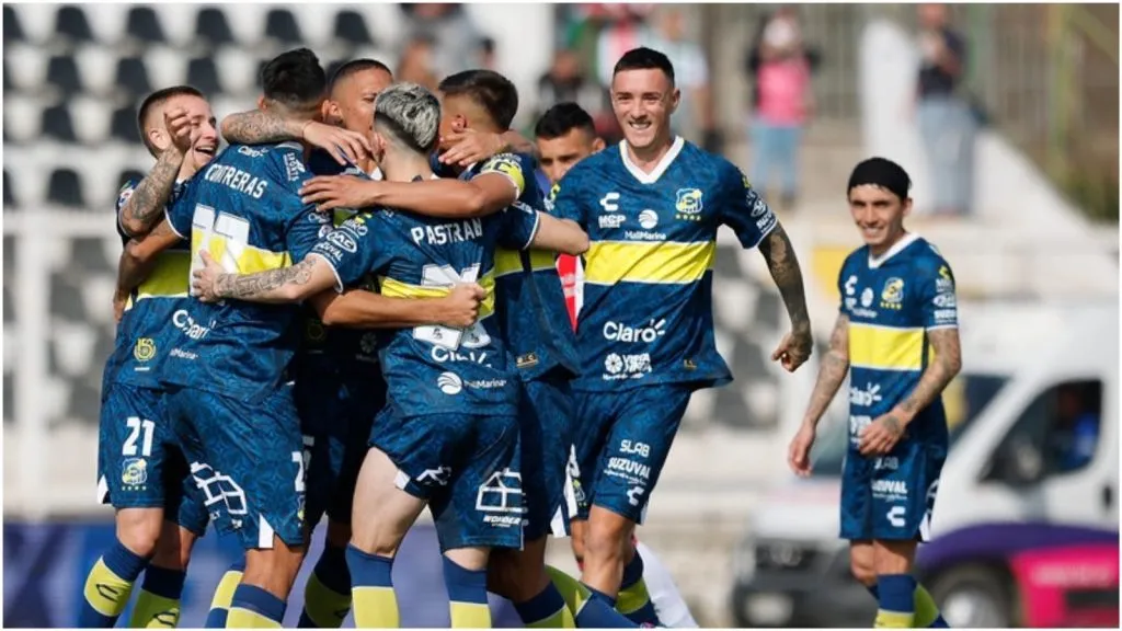 Everton quiere aguarle la tarde a la U | Foto: Photosport