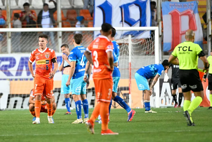 Cobreloa se aferra a un milagro para salvarse. | Foto: Photosport