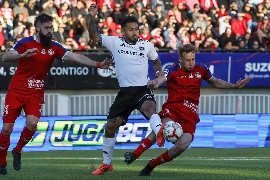 Colo Colo venció por 1-0 a La Calera en el sintético del Nicolás Chahuán. (Foto: Andrés Pina/Photosport)