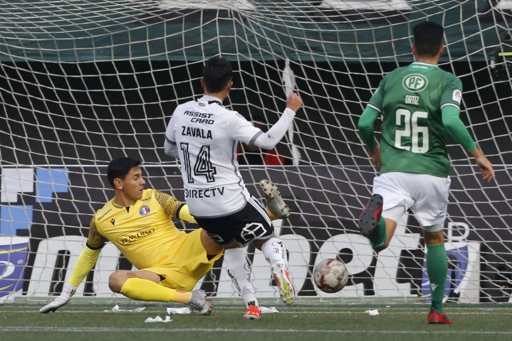 Colo Colo goleó por 4-1 a Audax Italiano en el sintético de La Florida. (Foto: Dragomir Yankovic/Photosport)