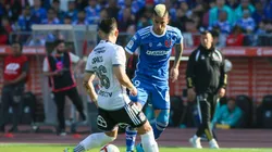 Leandro Fernández presiona a Colo Colo en la lucha por el título.