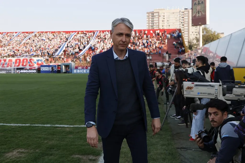 Tiago Nunes destaca el desempeño deportivo de Colo Colo y Universidad de Chile. (Foto: Photosport)