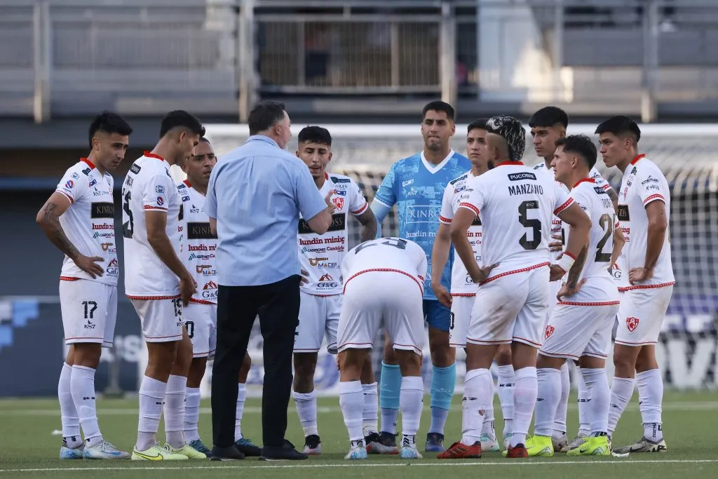 Hernán Caputto quiere sorprender con Deportes Copiapó en la última fecha. (Foto: Felipe Zanca/Photosport)