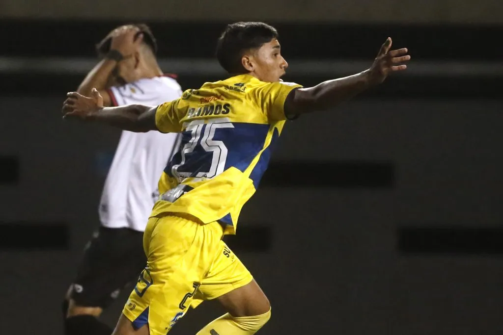 Emiliano Ramos cree que Everton puede triunfar ante Universidad de Chile. (Foto: Photosport)