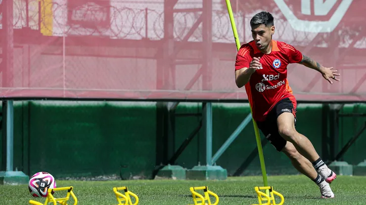 El delantero nacional ya trabaja en la Selección Chilena