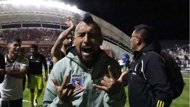 Arturo Vidal es pura alegría tras el fallo favorable a Colo Colo (Foto: Andres Pina/Photosport)