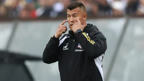 Jorge Almirón protagonizó la última polémica del Campeonato Nacional 2024. (Foto: Felipe Zanca/Photosport)