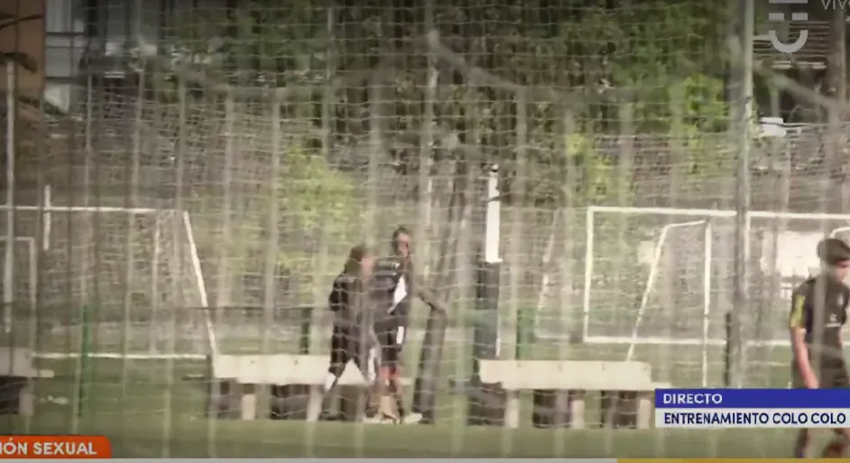 Arturo Vidal uniéndose al entrenamiento de Colo Colo. (Captura: Contigo en la Mañana, Chilevisión)